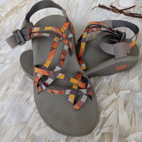 Chaos Sandals - Picture 2 of 5